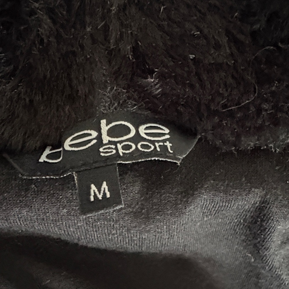 New ♥️ Bebe Black Plush Fur Zip Up Hoodie with Logo Jacket Coat Medium M - Picture 5 of 7